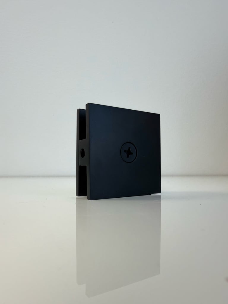Standard Glass Clamp - Black finish front view